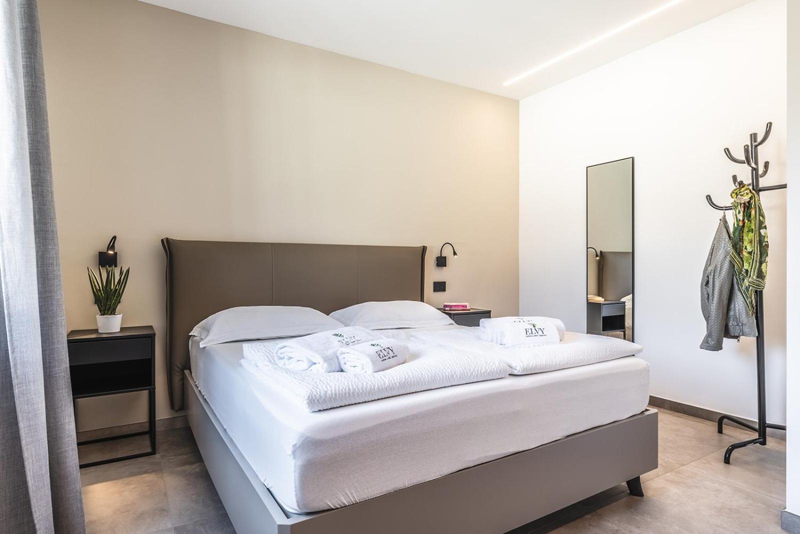Appartement Elvy Garda Living Garden à Riva del Garda Extérieur photo